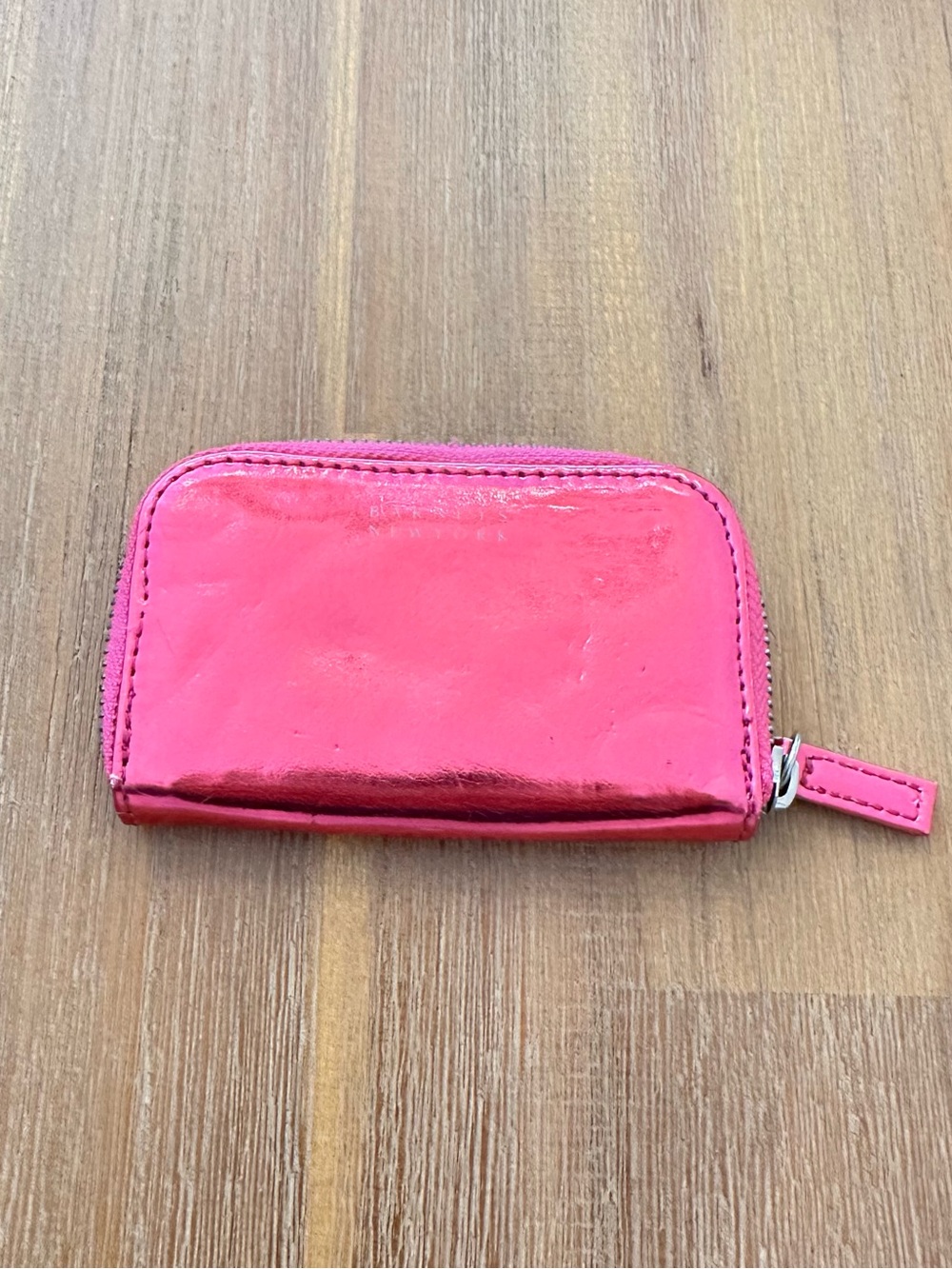 ✨ Vintage Barneys New York Metallic Hot Pink Zip Card Holder ✨